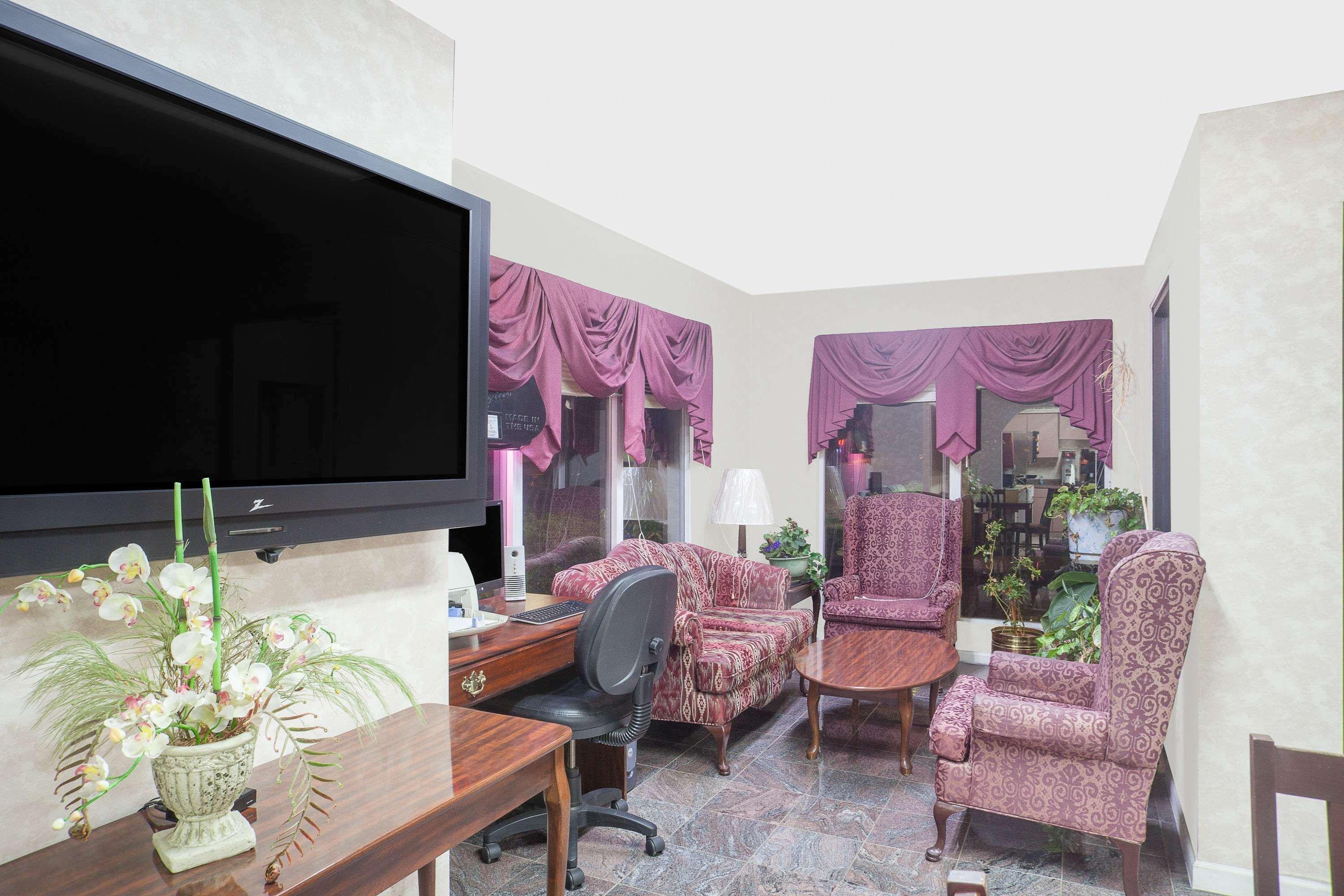 Super 8 By Wyndham Decatur Priceville Exteriér fotografie