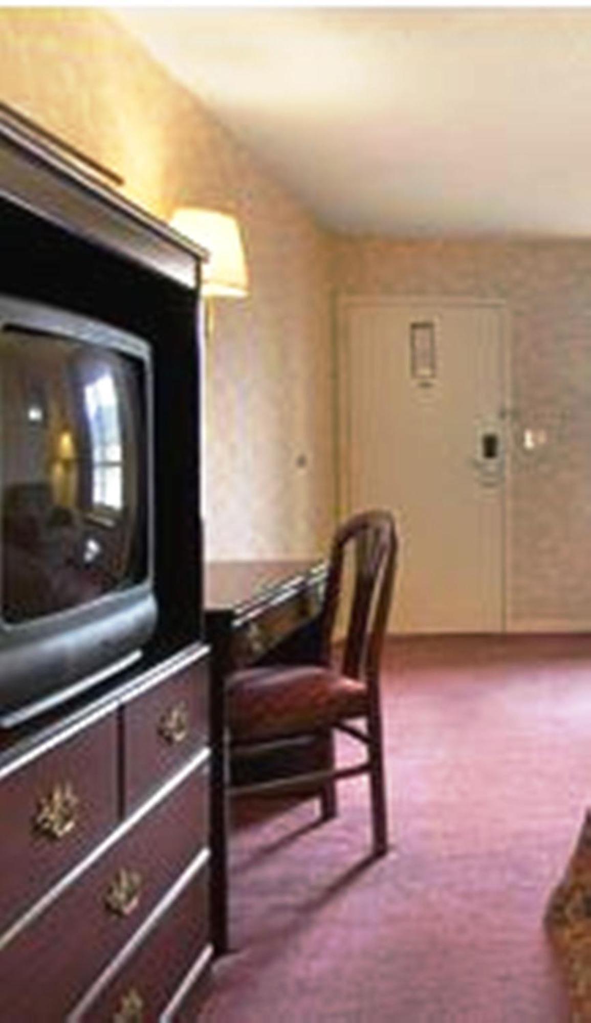 Super 8 By Wyndham Decatur Priceville Exteriér fotografie