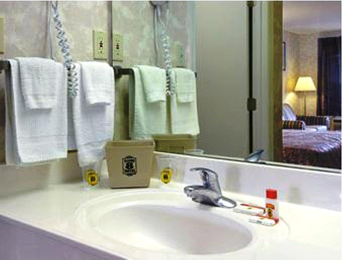 Super 8 By Wyndham Decatur Priceville Pokoj fotografie